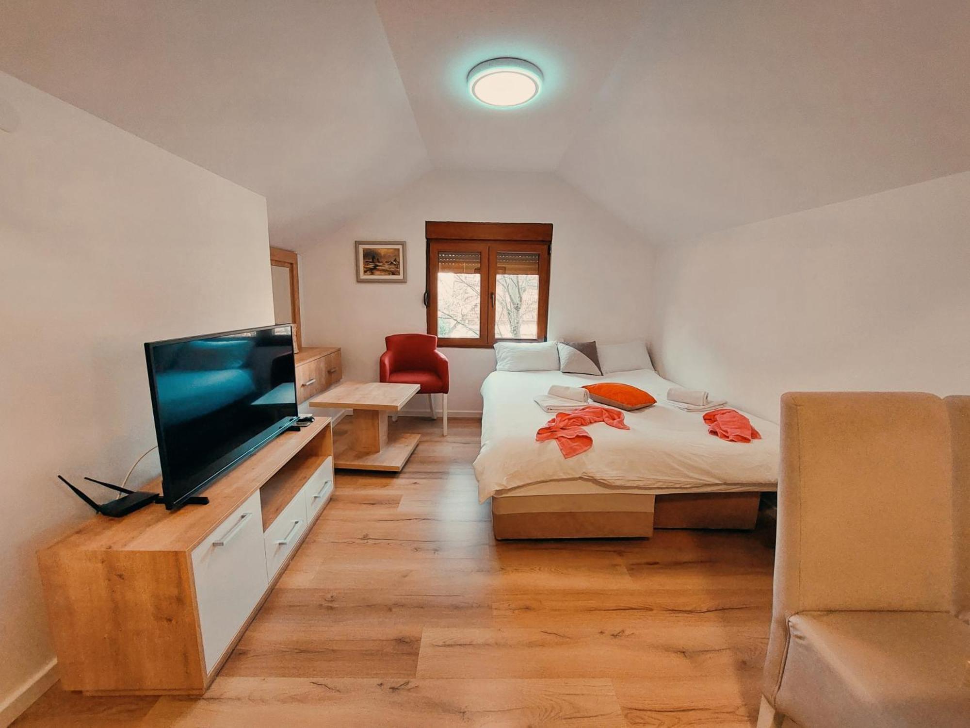 Buba Palace Nikšić Exteriör bild
